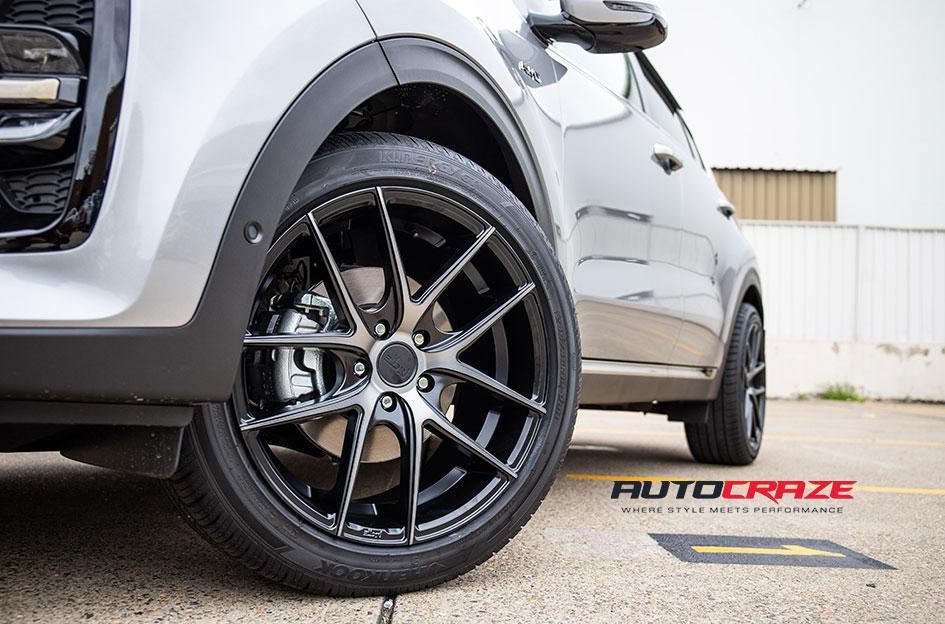 KIA-SPORTAGE-TARGA-BLACK-MACHINED-FACE